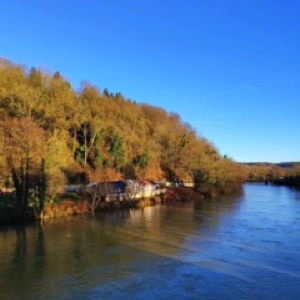 De la vallée de la Semoy à Charleville-Mézières, en hiver et avec du soleil ☀️ Chose rare et particulièrement appréciable 😎.#ardennes #winter #landscape